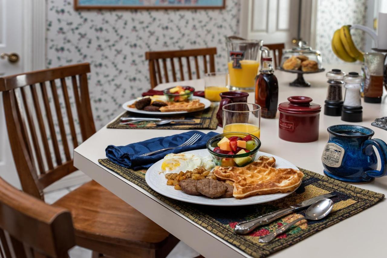 Woodrow House Bed & Breakfast Lubbock Eksteriør billede